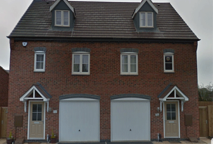 gutter cleaning semi-detached house