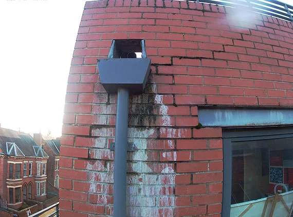property-with-structural-damage property-with-structural-damage